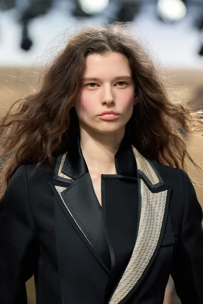 Look 204